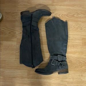 Crown Vintage Buckle Boots